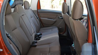 2016 Renault Duster facelift AMT rear seats Review