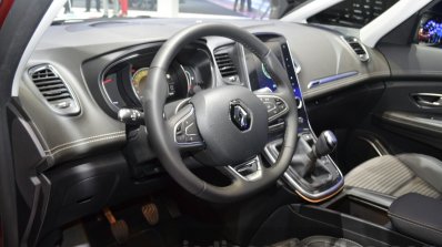 2016 Renault Scenic interior at the 2016 Geneva Motor Show Live