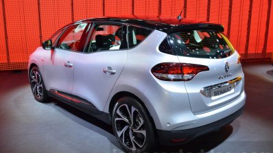 2016 Renault Scenic rear three quarter at the 2016 Geneva Motor Show Live