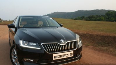 2016 Skoda Superb Laurin & Klement front quarter up close First Drive Review