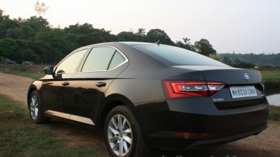 2016 Skoda Superb Laurin & Klement rear three quarter close First Drive Review