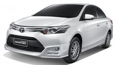 2016 Toyota Vios Exclusive front quarter launched in Thailand