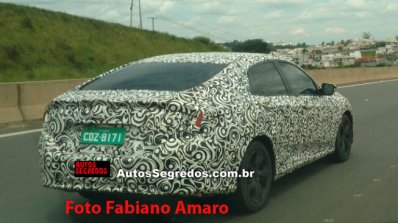 2017 Honda Civic rear quarter spied in Brazil