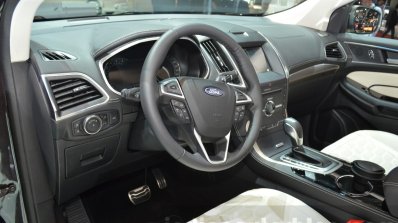 Ford Edge Vignale steering wheel at 2016 Geneva Motor Show