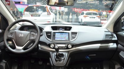 Honda CR-V Black edition dashboard at GIMS 2016