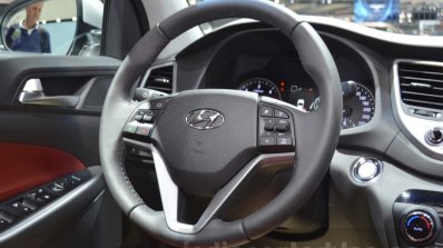 Hyundai Tucson steering wheel at 2016 Geneva Motor Show