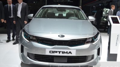 Kia Optima Plug-in Hybrid front at the 2016 Geneva Motor Show