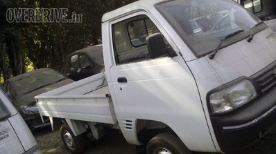 Maruti Super Carry Turbo front quarter spied