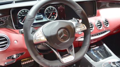 Mercedes-AMG S63 Cabriolet Edition 130 steering wheel