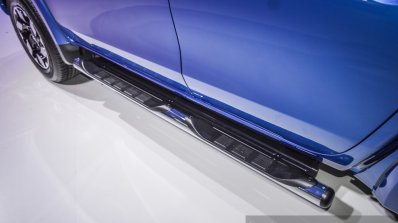 Mitsubishi Triton Limited Edition side skirts at 2016 BIMS