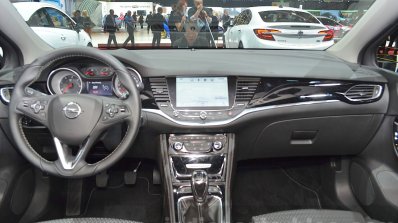 Opel Astra dashboard at the 2016 Geneva Motor Show