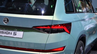 Skoda VisionS SUV concept taillamp 2016 Geneva Motor Show Live