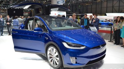 Tesla Model X front three quarter at the Geneva Motor Show 2016