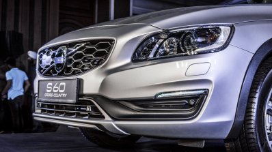 Volvo S60 Cross Country snout launched in India
