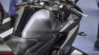 Yamaha R3 Matte Grey fuel tank at 2016 BIMS