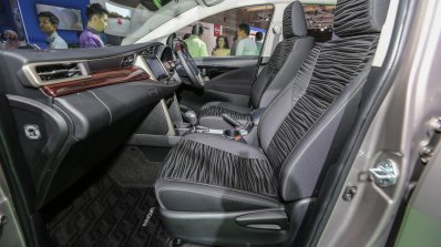 2016 Toyota Innova front seats 2016 IIMS