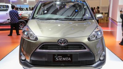ASEAN-spec 2016 Toyota Sienta front