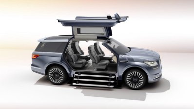 Lincoln Navigator Concept gullwing doors