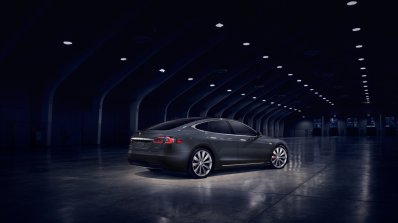 New Tesla Model S (facelift) rear three quarters right side