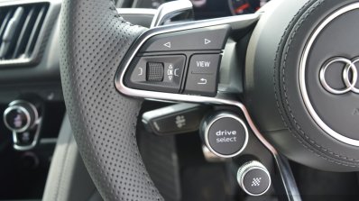 2016 Audi R8 V10 Plus buttons first drive