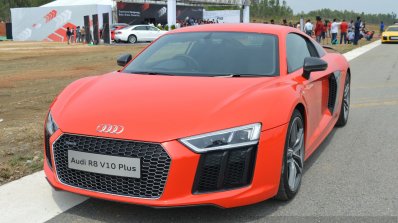 2016 Audi R8 V10 front close Plus first drive