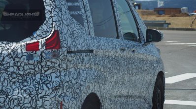 2016 Honda Freed side spyshot