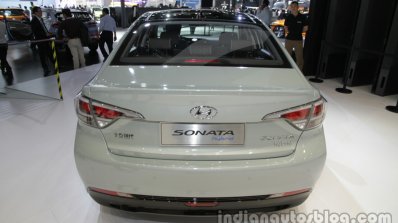2016 Hyundai Sonata Hybrid rear at Auto China 2016