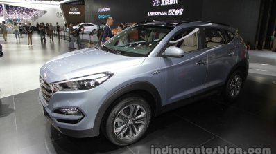 2016 Hyundai Tucson front three quarters left side at Auto China 2016