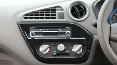 Datsun redi-GO center console Review