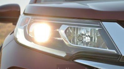 Honda BR-V projector headlight VX Diesel Review