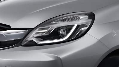 Honda Brio Amaze facelift projector headlight