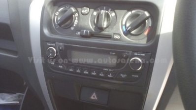 Maruti Alto 800 facelift center console dealer car spied