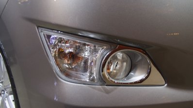 Toyota Innova Crysta 2.4 Z foglamp images