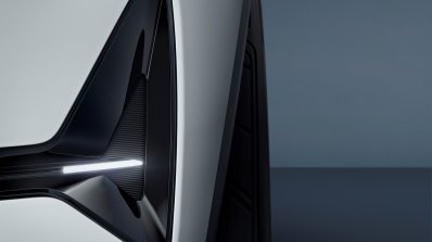 Volvo XC40 rear fog light teaser