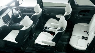 2016 Toyota Estima Hybrid (facelift) seats