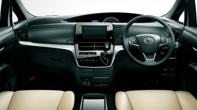 2016 Toyota Estima (facelift) interior dashboard