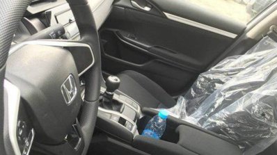 2017 Honda Civic 180Turbo interior spy shot