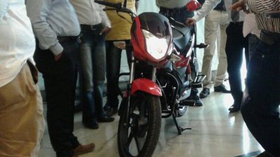Hero Splendor iSmart 110 front spy shot