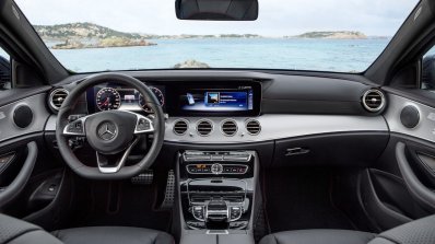 Mercedes-AMG E 43 4MATIC Estate interior dashboard