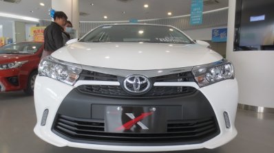 Toyota Corolla Altis X front