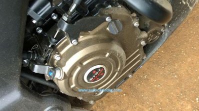 Bajaj Pulsar CS400 DTS-i engine