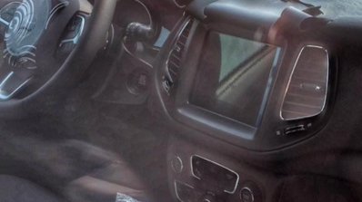 Jeep 551 (Jeep C-SUV) interior spy shot