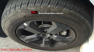 Jeep 551 (Jeep C-SUV) wheel spy shot