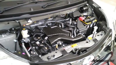 Toyota Calya mini MPV engine bay in Images