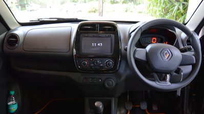 Renault Kwid 1.0 MT dashboard First Drive Review