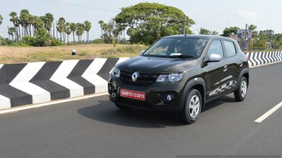 Renault Kwid 1.0 MT front three quarter dynamic First Drive Review