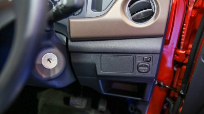 Toyota Calya door mirror adjuster GIIAS 2016