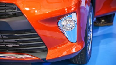 Toyota Calya fog lamp GIIAS 2016