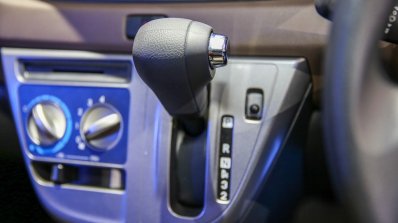 Toyota Calya gearshift lever GIIAS 2016