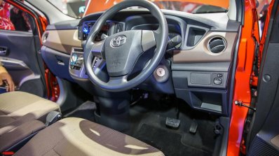 Toyota Calya steering wheel GIIAS 2016